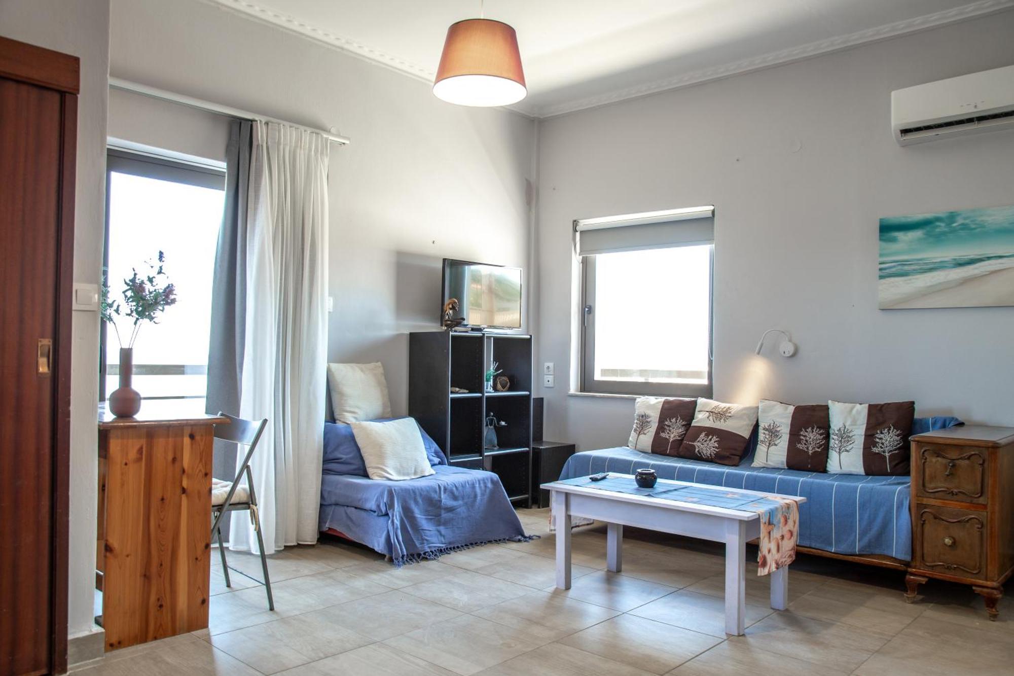 Nefeli Rooms Agia Marina エクステリア 写真
